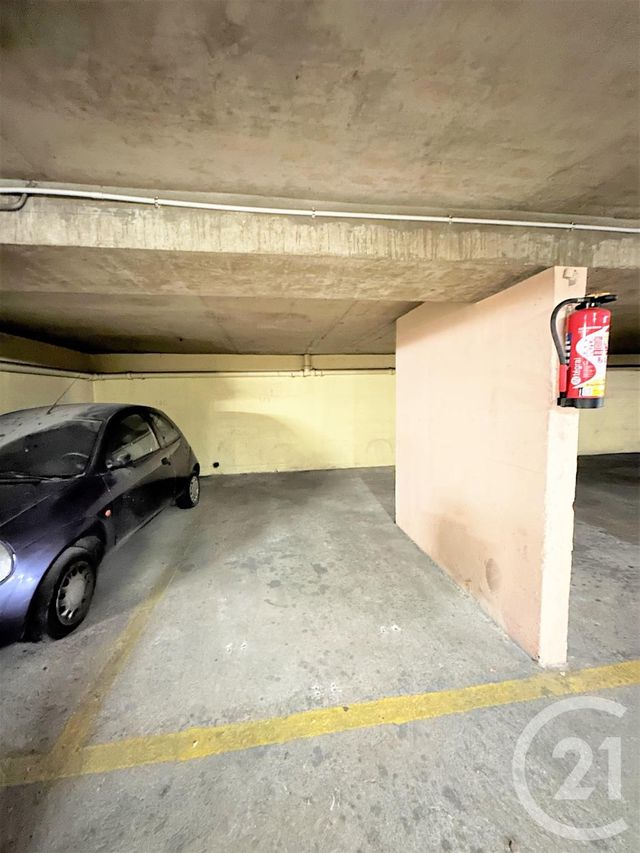 parking à vendre - 11.4 m2 - PARIS - 75019 - ILE-DE-FRANCE - Century 21 Pyrénées