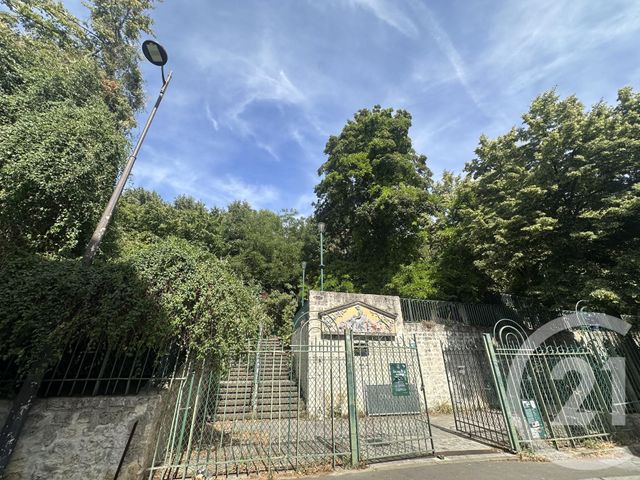 Appartement F1 à vendre - 1 pièce - 22.0 m2 - PARIS - 75020 - ILE-DE-FRANCE - Century 21 Pyrénées