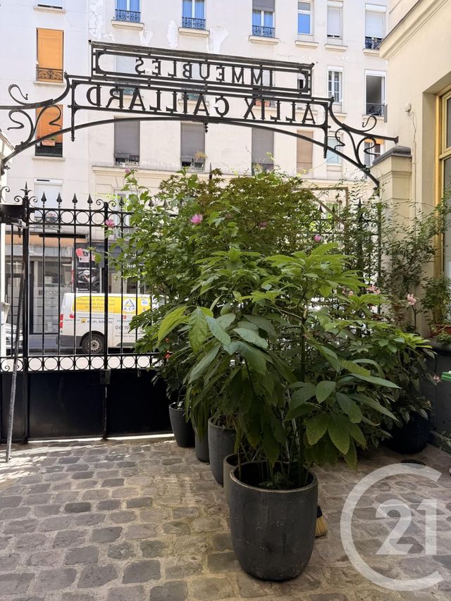 Appartement à vendre - 2 pièces - 45.0 m2 - PARIS - 75011 - ILE-DE-FRANCE - Century 21 Pyrénées