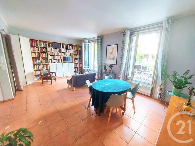 Appartement F3 à vendre - 3 pièces - 66.0 m2 - PARIS - 75020 - ILE-DE-FRANCE - Century 21 Pyrénées