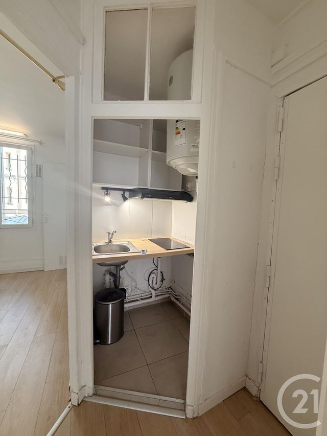 Appartement F2 à vendre - 2 pièces - 26.0 m2 - PARIS - 75020 - ILE-DE-FRANCE - Century 21 Pyrénées