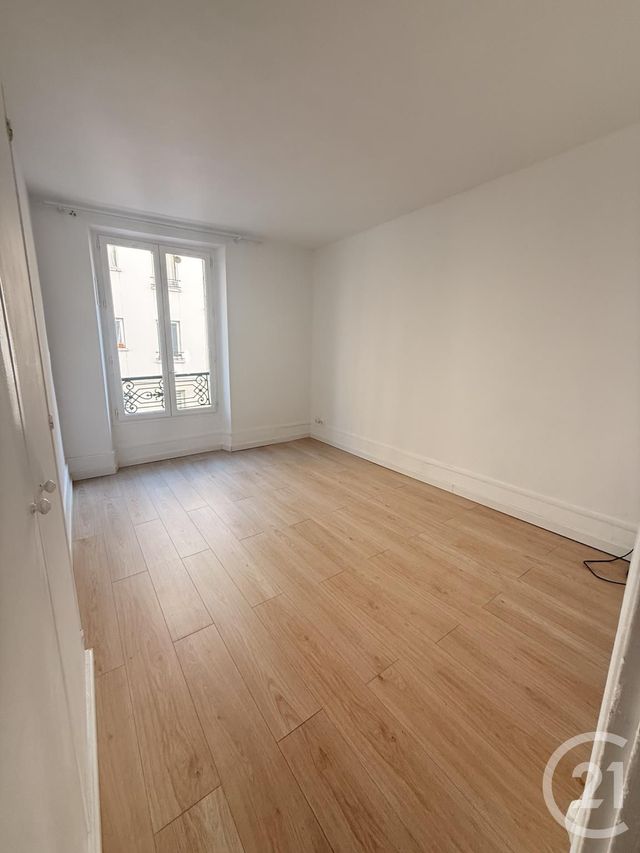 Appartement F2 à vendre - 2 pièces - 26.0 m2 - PARIS - 75020 - ILE-DE-FRANCE - Century 21 Pyrénées