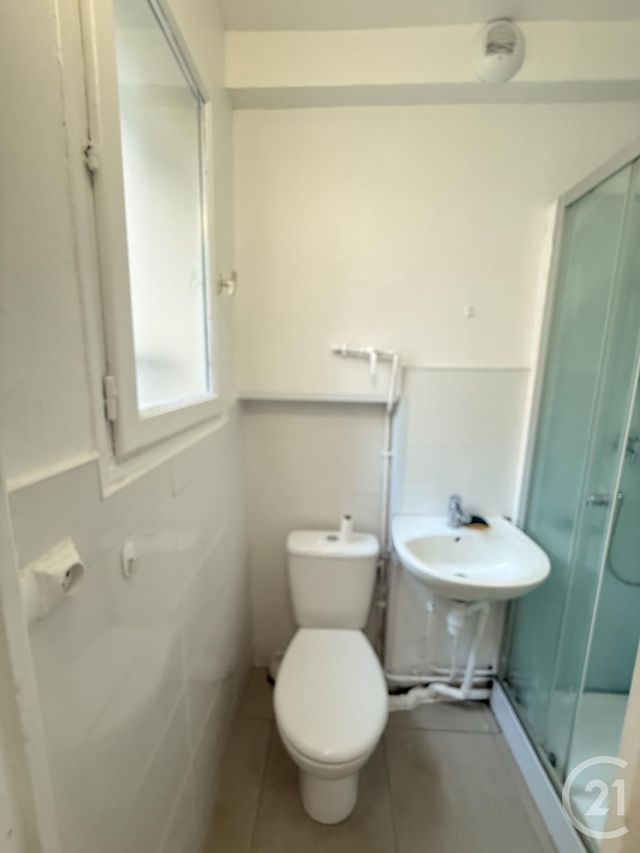 Appartement F2 à vendre - 2 pièces - 26.0 m2 - PARIS - 75020 - ILE-DE-FRANCE - Century 21 Pyrénées