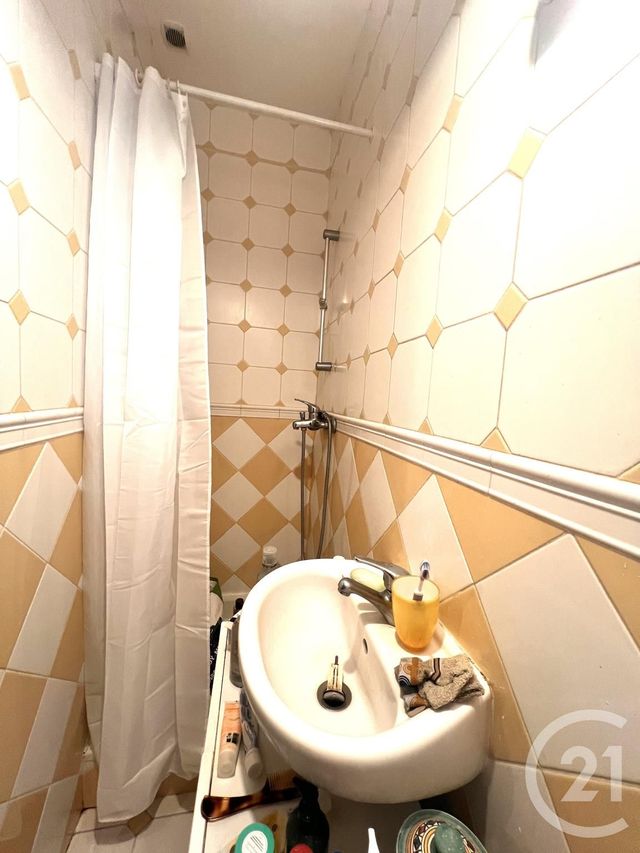 Appartement F2 à vendre - 2 pièces - 28.0 m2 - PARIS - 75020 - ILE-DE-FRANCE - Century 21 Pyrénées