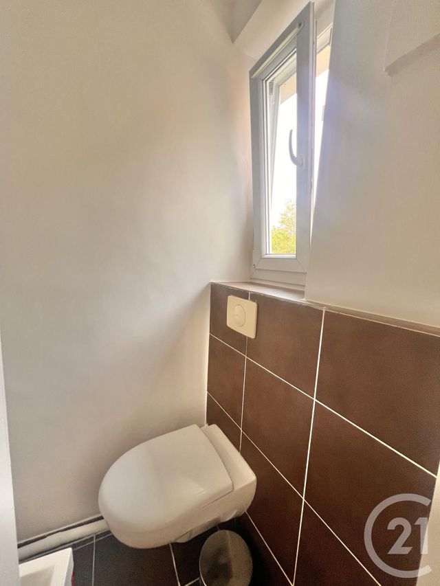 Appartement Studio à vendre - 1 pièce - 17.5 m2 - PARIS - 75020 - ILE-DE-FRANCE - Century 21 Pyrénées