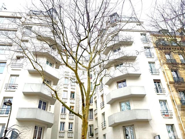 Appartement F1 à vendre - 1 pièce - 28.0 m2 - PARIS - 75020 - ILE-DE-FRANCE - Century 21 Pyrénées