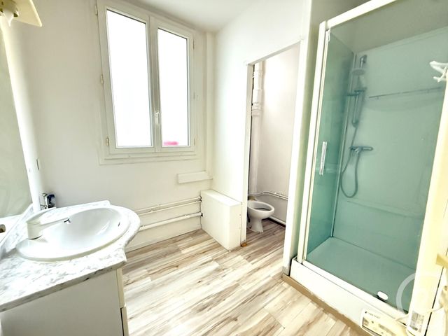 Appartement F1 à vendre - 1 pièce - 28.0 m2 - PARIS - 75020 - ILE-DE-FRANCE - Century 21 Pyrénées
