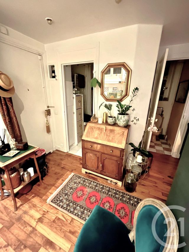 Afficher la photo en grand Appartement F2 à vendre - 2 pièces - 43.0 m2 - PARIS - 75020 - ILE-DE-FRANCE - Century 21 Pyrénées