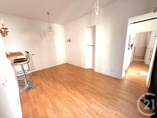 Appartement F3 à vendre - 3 pièces - 46.0 m2 - PARIS - 75020 - ILE-DE-FRANCE - Century 21 Pyrénées