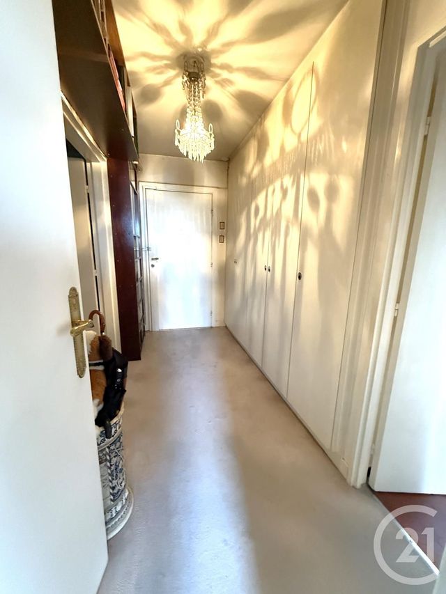 Appartement F3 à vendre - 3 pièces - 69.0 m2 - PARIS - 75020 - ILE-DE-FRANCE - Century 21 Pyrénées