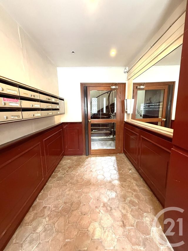 Appartement F3 à vendre - 3 pièces - 62.0 m2 - PARIS - 75020 - ILE-DE-FRANCE - Century 21 Pyrénées