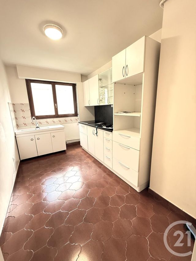 Afficher la photo en grand Appartement F3 à vendre - 3 pièces - 73.0 m2 - PARIS - 75020 - ILE-DE-FRANCE - Century 21 Pyrénées