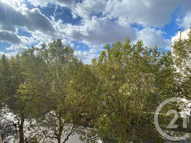 Appartement F2 à louer - 3 pièces - 53.85 m2 - PARIS - 75020 - ILE-DE-FRANCE - Century 21 Pyrénées