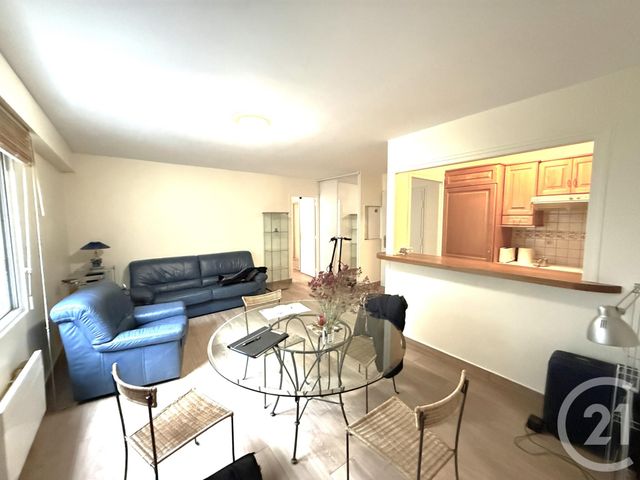 Appartement F2 à vendre - 2 pièces - 48.0 m2 - PARIS - 75020 - ILE-DE-FRANCE - Century 21 Pyrénées