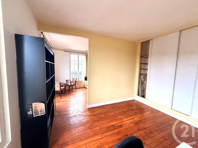 Appartement à louer - 2 pièces - 40.5 m2 - PARIS - 75020 - ILE-DE-FRANCE - Century 21 Pyrénées