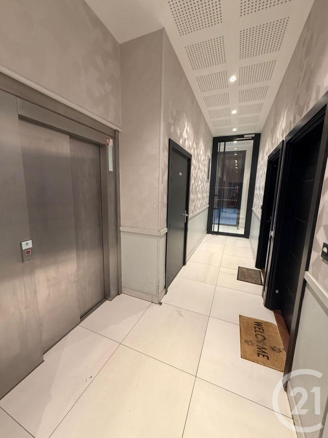 Appartement F1 à louer - 1 pièce - 25.0 m2 - PARIS - 75019 - ILE-DE-FRANCE - Century 21 Pyrénées