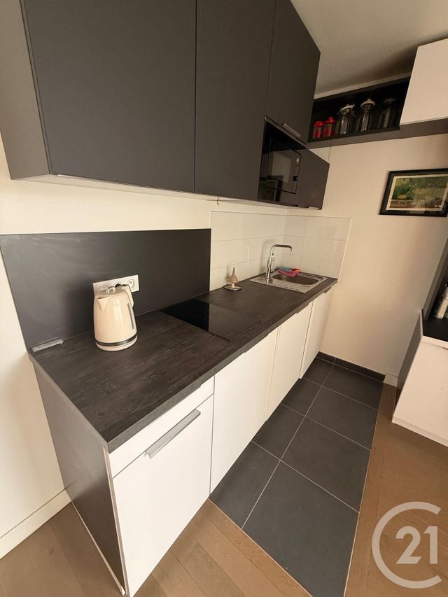 Appartement F1 à louer - 1 pièce - 25.0 m2 - PARIS - 75019 - ILE-DE-FRANCE - Century 21 Pyrénées