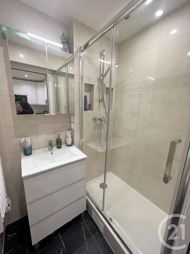 Appartement F1 à louer - 1 pièce - 27.85 m2 - PARIS - 75020 - ILE-DE-FRANCE - Century 21 Pyrénées