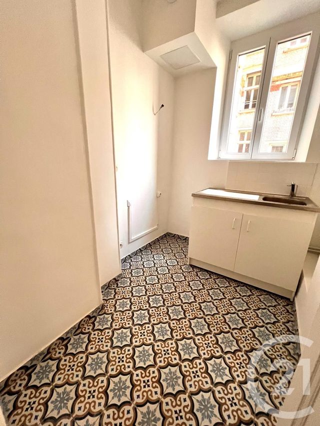 Appartement F1 à louer - 1 pièce - 20.67 m2 - PARIS - 75020 - ILE-DE-FRANCE - Century 21 Pyrénées