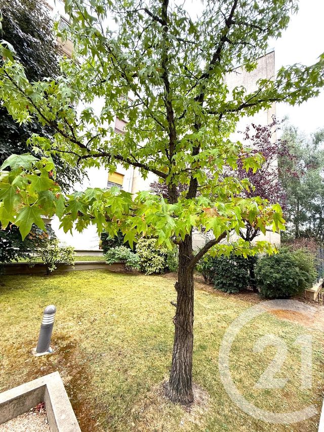 Appartement T3 à vendre - 3 pièces - 51.0 m2 - PARIS - 75020 - ILE-DE-FRANCE - Century 21 Pyrénées