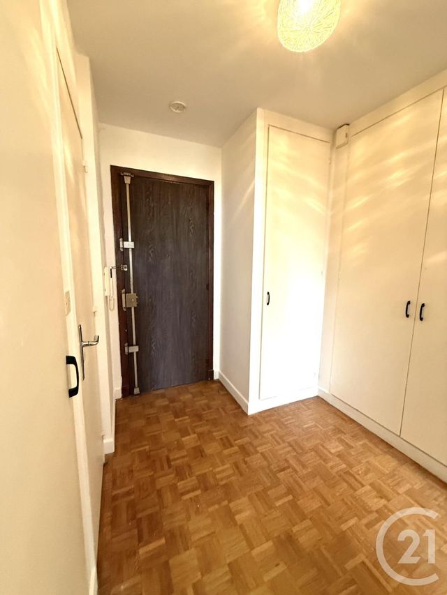 Appartement T3 à vendre - 3 pièces - 51.0 m2 - PARIS - 75020 - ILE-DE-FRANCE - Century 21 Pyrénées