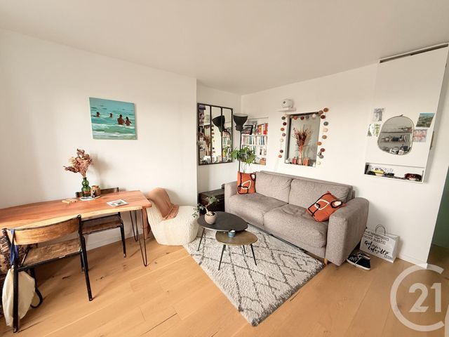 Appartement F2 à louer - 2 pièces - 31.0 m2 - PARIS - 75020 - ILE-DE-FRANCE - Century 21 Pyrénées