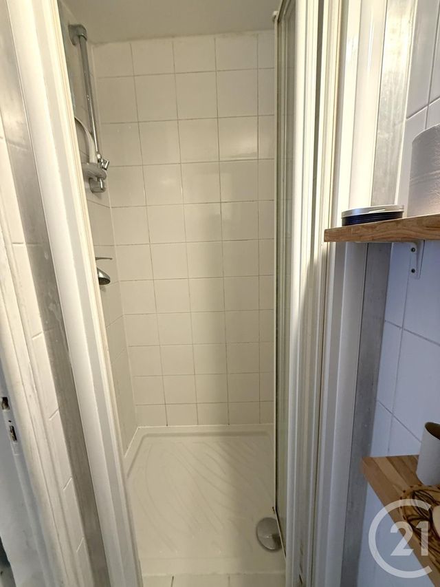 Appartement F2 à vendre - 2 pièces - 20.0 m2 - PARIS - 75020 - ILE-DE-FRANCE - Century 21 Pyrénées