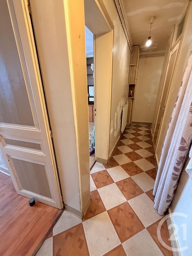 Appartement à vendre - 3 pièces - 49.0 m2 - PARIS - 75020 - ILE-DE-FRANCE - Century 21 Pyrénées