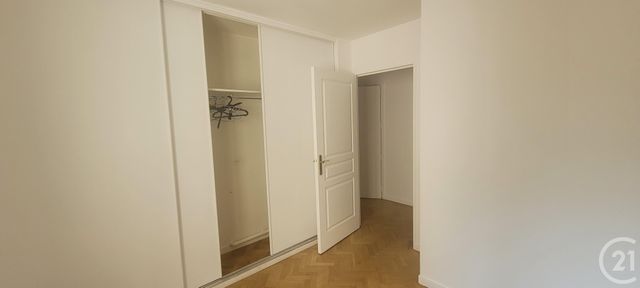 Appartement F2 à louer - 2 pièces - 45.1 m2 - LES LILAS - 93 - ILE-DE-FRANCE - Century 21 Pyrénées