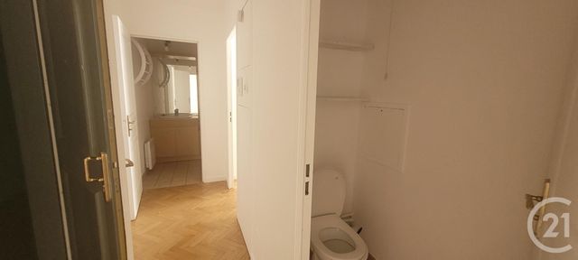 Appartement F2 à louer - 2 pièces - 45.1 m2 - LES LILAS - 93 - ILE-DE-FRANCE - Century 21 Pyrénées
