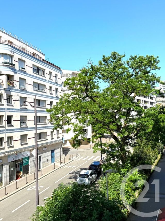 Appartement F5 à vendre - 5 pièces - 97.0 m2 - PARIS - 75020 - ILE-DE-FRANCE - Century 21 Pyrénées