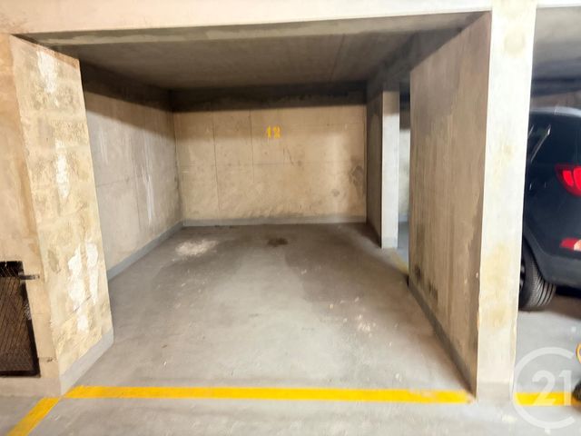 parking à vendre - 12.0 m2 - PARIS - 75020 - ILE-DE-FRANCE - Century 21 Pyrénées