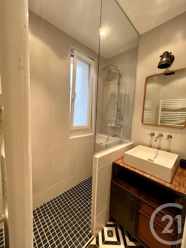 Appartement à louer - 2 pièces - 38.1 m2 - PARIS - 75020 - ILE-DE-FRANCE - Century 21 Pyrénées
