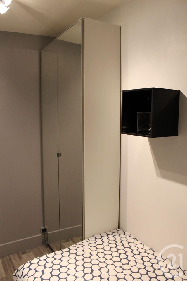Appartement F1 à vendre - 1 pièce - 10.48 m2 - PARIS - 75020 - ILE-DE-FRANCE - Century 21 Pyrénées