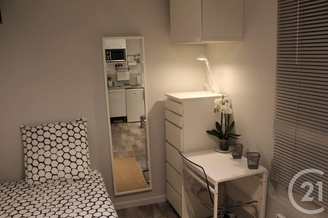 Appartement F1 à vendre - 1 pièce - 10.48 m2 - PARIS - 75020 - ILE-DE-FRANCE - Century 21 Pyrénées