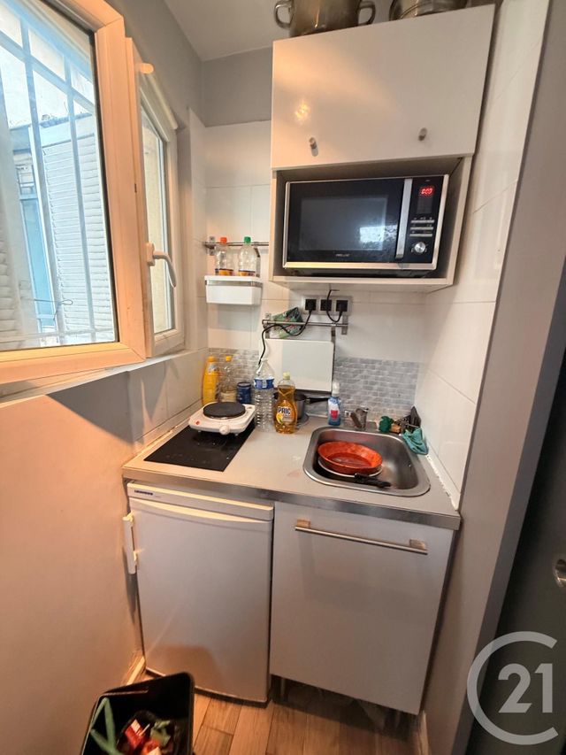 Appartement F1 à vendre - 1 pièce - 10.48 m2 - PARIS - 75020 - ILE-DE-FRANCE - Century 21 Pyrénées