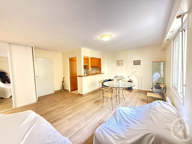 Appartement F2 à vendre PARIS