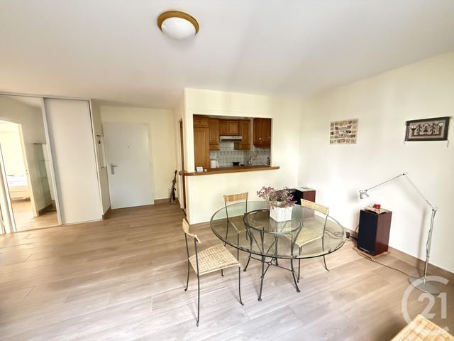 Appartement F2 à vendre - 2 pièces - 46.0 m2 - PARIS - 75020 - ILE-DE-FRANCE - Century 21 Pyrénées