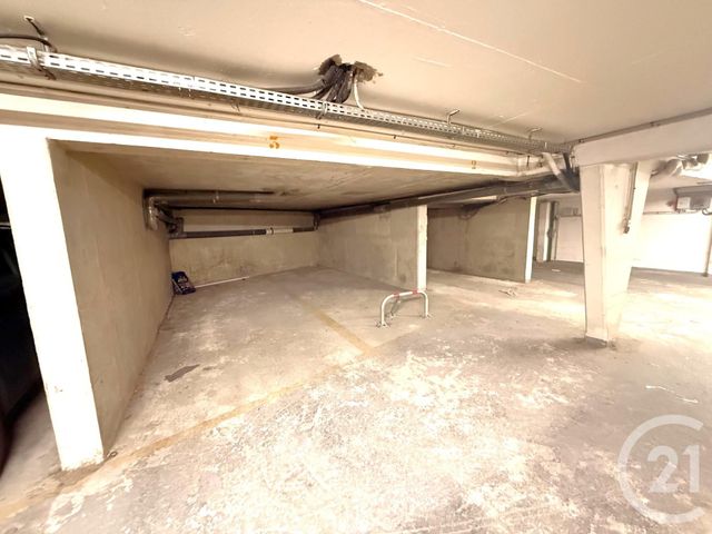 Appartement F2 à vendre - 2 pièces - 46.0 m2 - PARIS - 75020 - ILE-DE-FRANCE - Century 21 Pyrénées