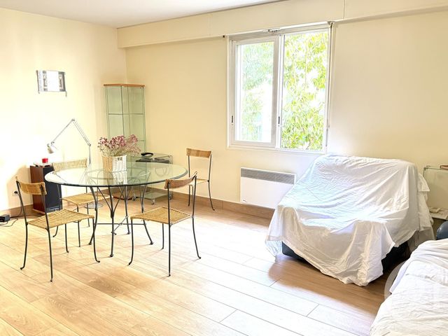 Appartement F2 à vendre - 2 pièces - 46.0 m2 - PARIS - 75020 - ILE-DE-FRANCE - Century 21 Pyrénées
