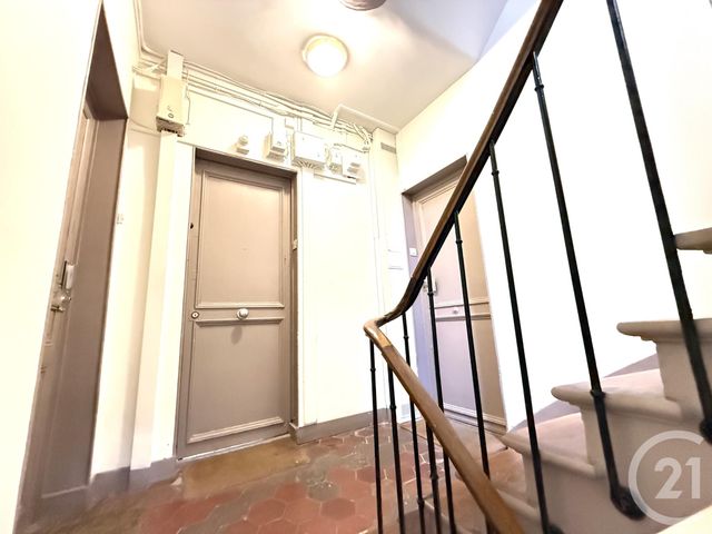 Appartement F3 à vendre - 3 pièces - 41.0 m2 - PARIS - 75020 - ILE-DE-FRANCE - Century 21 Pyrénées
