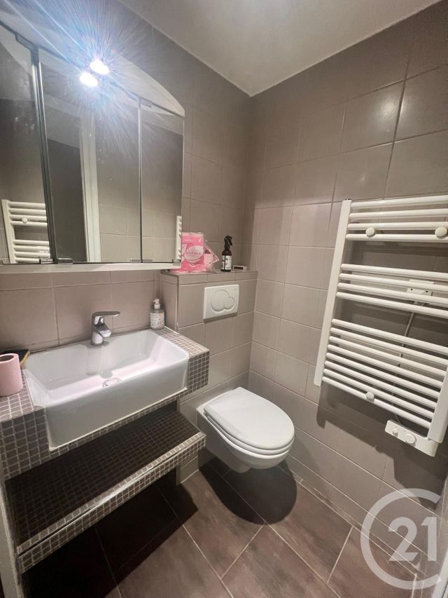 Appartement F1 à louer - 1 pièce - 24.9 m2 - PARIS - 75020 - ILE-DE-FRANCE - Century 21 Pyrénées