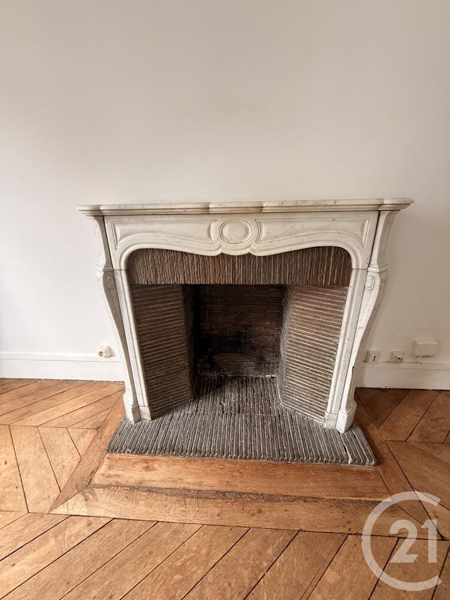 Appartement F2 à vendre - 2 pièces - 41.0 m2 - PARIS - 75009 - ILE-DE-FRANCE - Century 21 Pyrénées