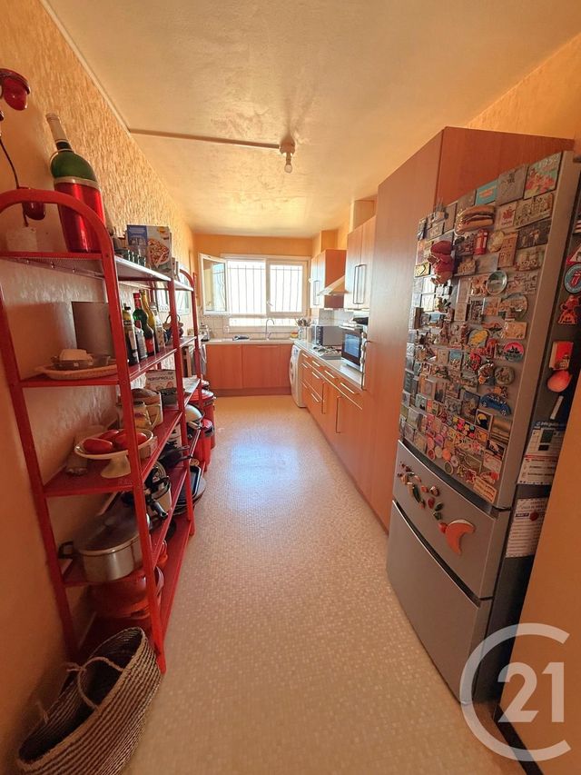 Appartement F3 à vendre - 3 pièces - 72.0 m2 - PARIS - 75020 - ILE-DE-FRANCE - Century 21 Pyrénées
