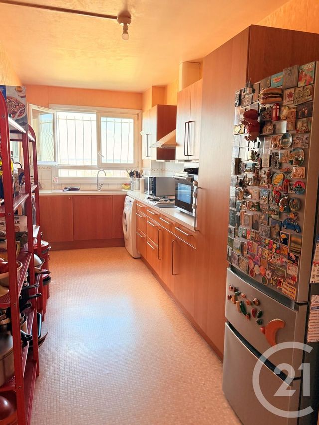 Appartement F3 à vendre - 3 pièces - 72.0 m2 - PARIS - 75020 - ILE-DE-FRANCE - Century 21 Pyrénées